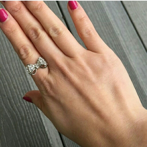 Rhinestone adjustable ring - Picture 2 of 4