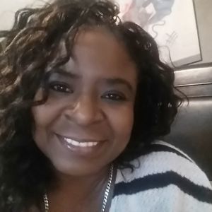 Meet your Posher, Lanell