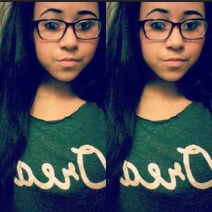 Meet your Posher, Allysia