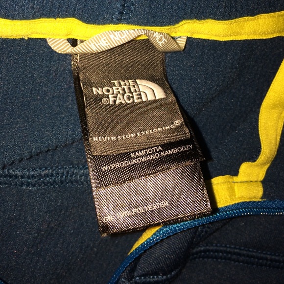 half zip - Picture 3 of 4