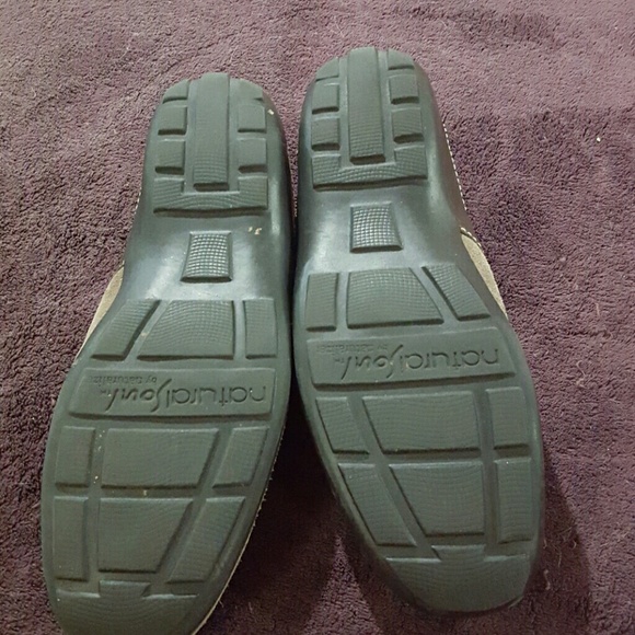 Shoes - Picture 2 of 3