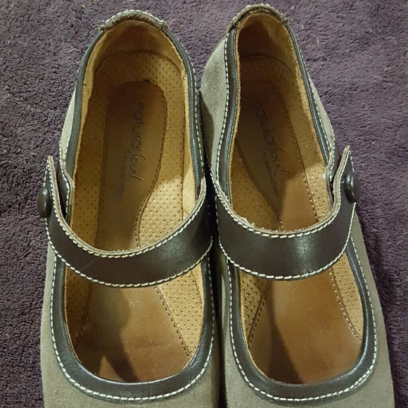 Shoes - Picture 3 of 3