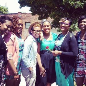 Meet your Posher, Joy