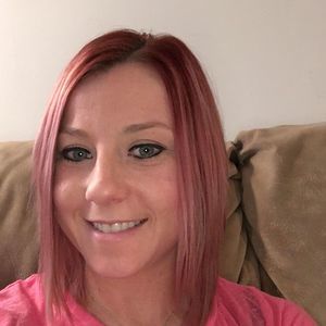 Meet your Posher, Holly