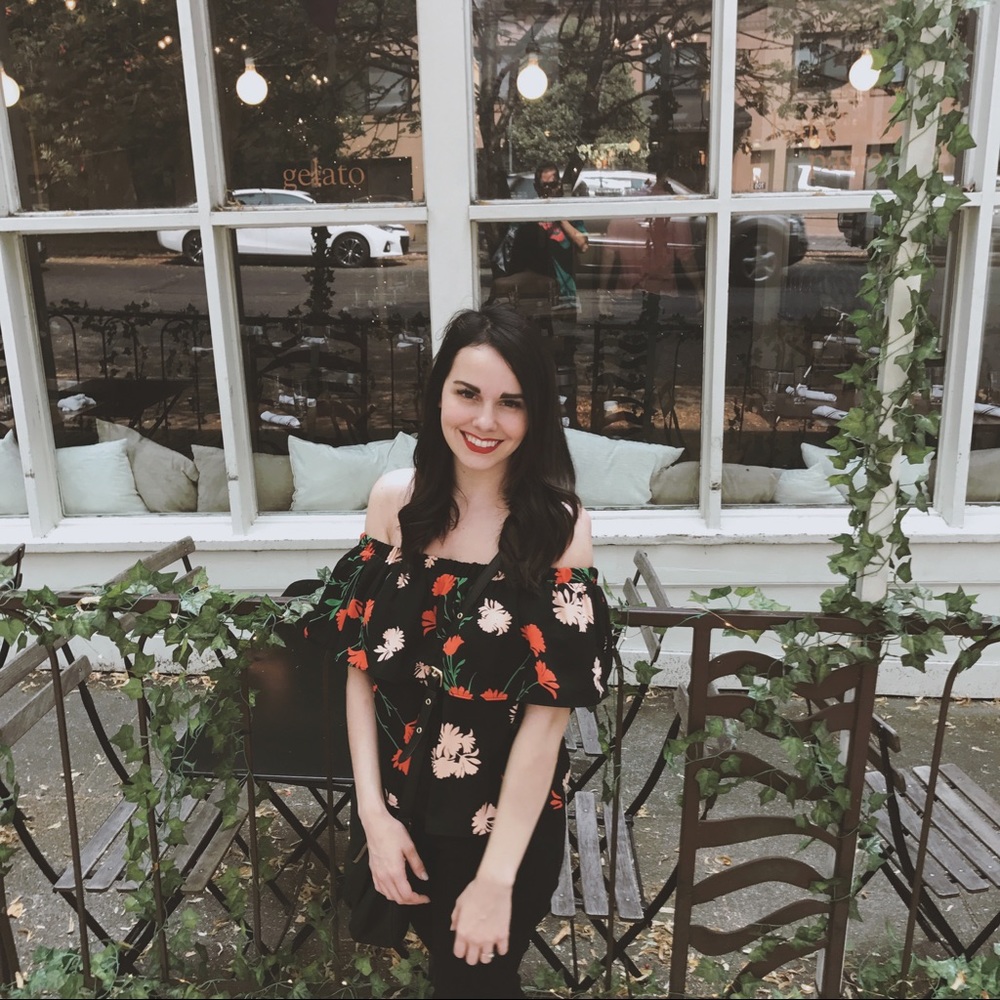 Meet your Posher, Tiffany