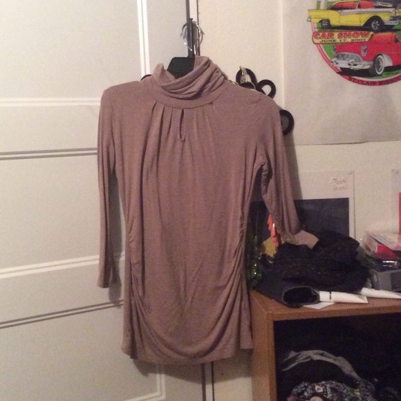 Brown turtle neck sweater