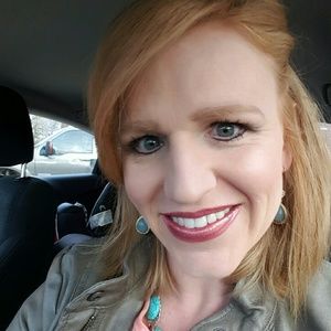 Meet your Posher, Jeni