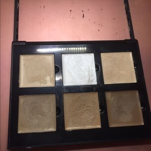 Anastasia cream contour palette in "fair"