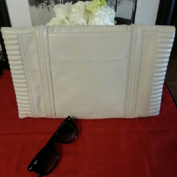 SOLD - Picture 3 of 4