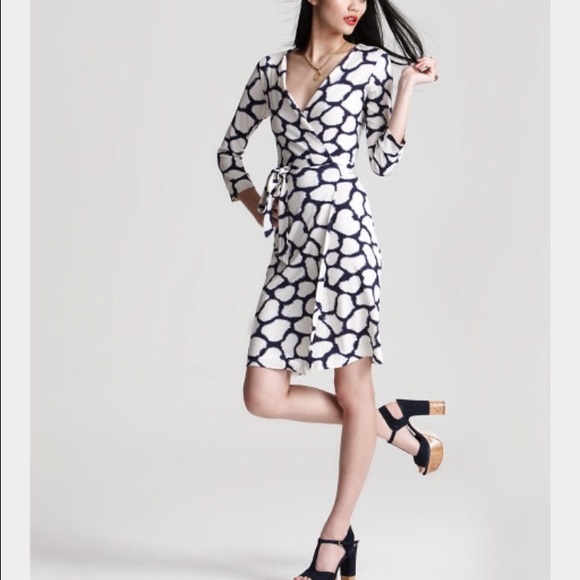 Diane von Furstenberg Dresses & Skirts - NWT Diane Von furstenberg new Julian two dress