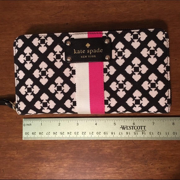 Kate Spade Classic Zip Wallet