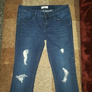 EUC Bullhead Black Skinny Jeans