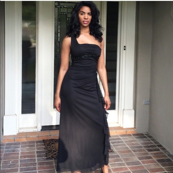 THE BLACK MUSE