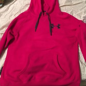 Size small women's under armor hoodie