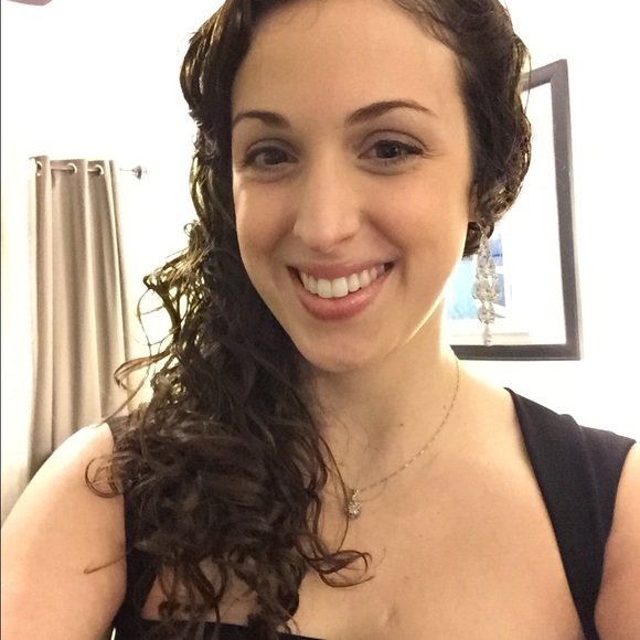 Meet your Posher, Megan - Picture 1 of 1