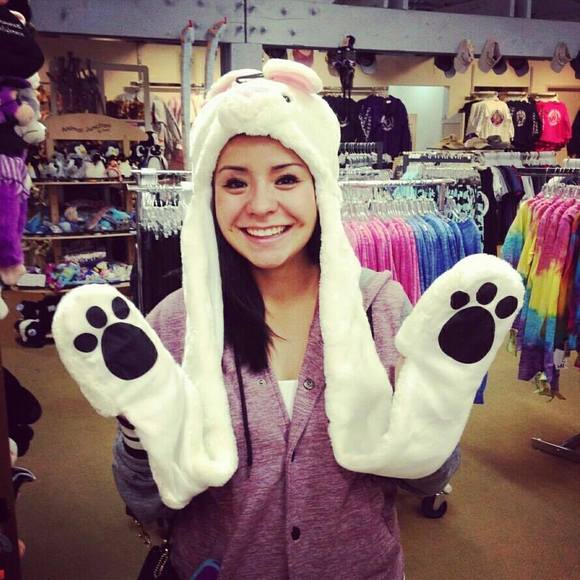 Meet your Posher, Bianca - Picture 1 of 1