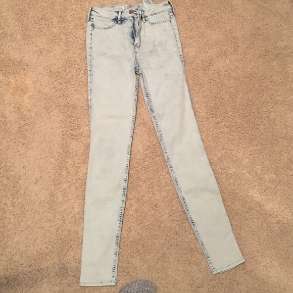 Hollister jeans