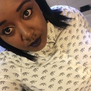 Meet your Posher, Deneen