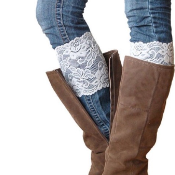 2 Pairs Pink & Black Lace Boot Cuff Leg Warmers - Picture 3 of 3