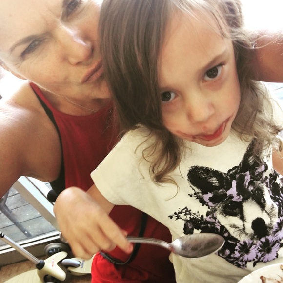 Meet your Posher, Shari - Picture 2 of 4