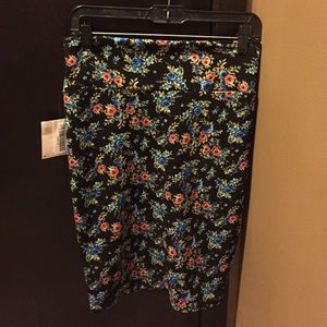 LuLaRoe Cassie NWT