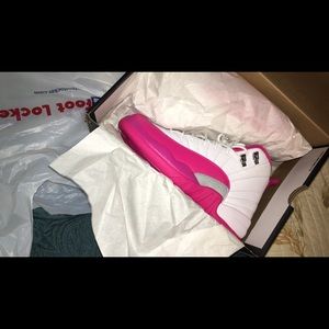 Air Jordan 12 Valentine