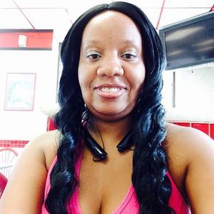 Meet your Posher, Pebbles