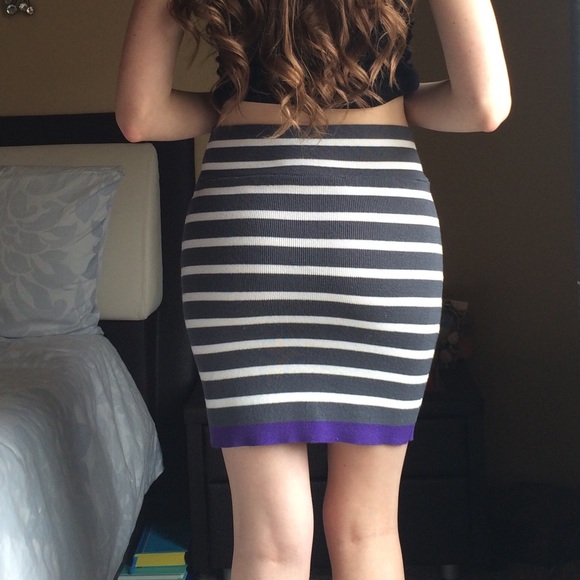 Striped skirt - Picture 2 of 4