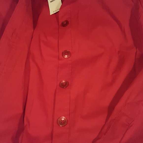 Nwt red fitted shirt - Picture 2 of 2