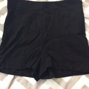 Super stretch, high waisted shorts
