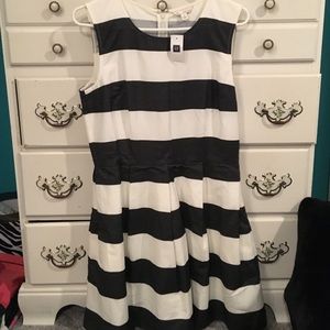 Gap grey and white striped dress!