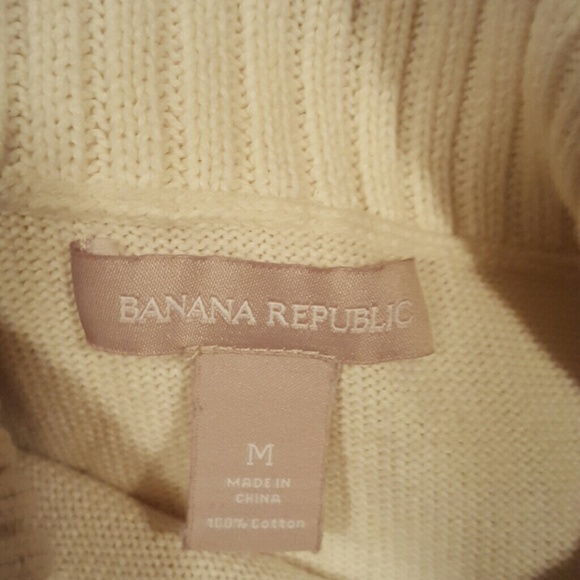 Banana Republic cowl neck - Picture 2 of 3