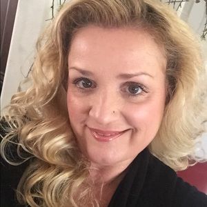 Meet your Posher, Janine