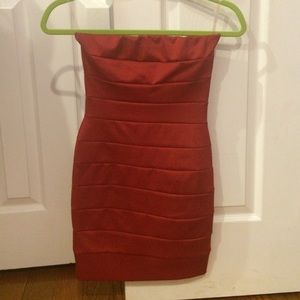 Red bodycon dress