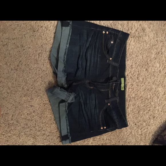 Blue jean shorts - Picture 1 of 1