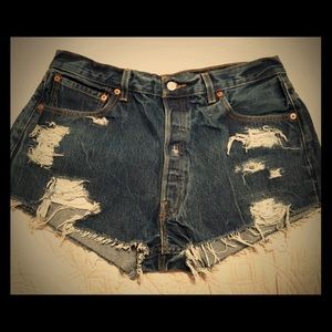 Vintage Levi high waist cut off denim shorts