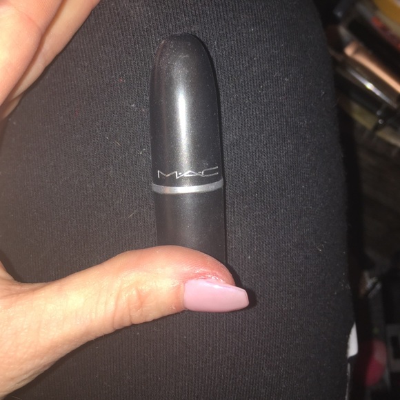 Mac cosmetics reel sexy. "Amplified"