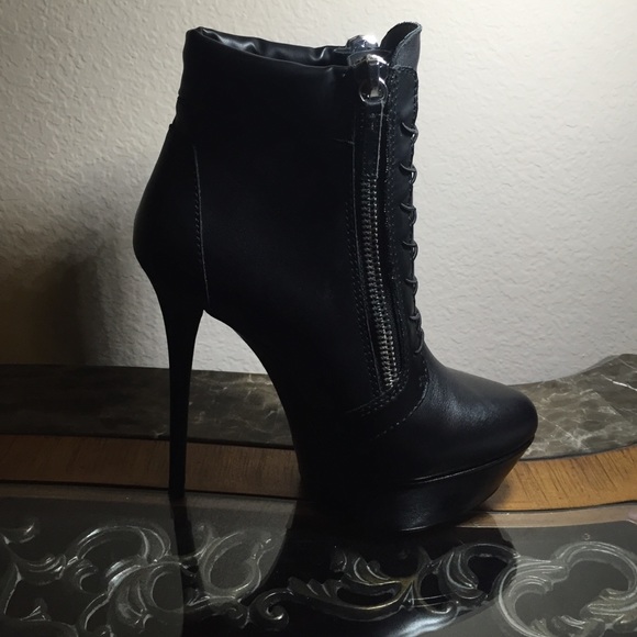 Black Steve Madden booties (worn once!)