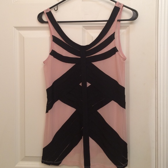 Silence + Noise pink tank