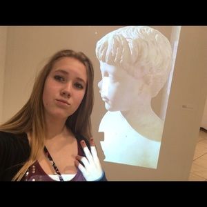 Meet your Posher, Heidi