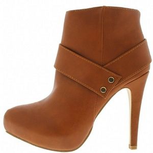 Camel Bootie