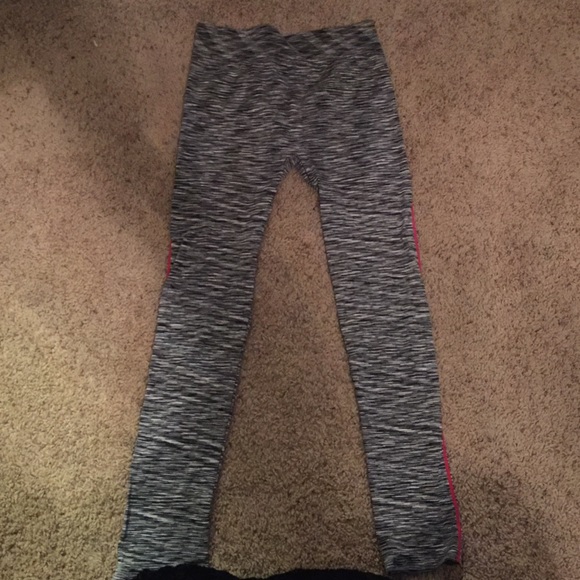 athletic leggings - Picture 1 of 1