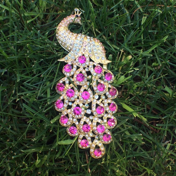 Jewelry - Jeweled Peacock 🌺