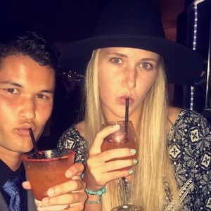 Meet your Posher, Missy