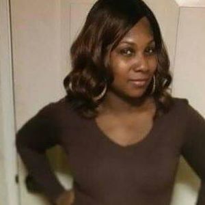 Meet your Posher, Latisha