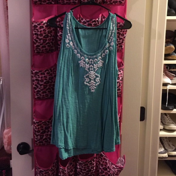 tank top - Picture 1 of 1