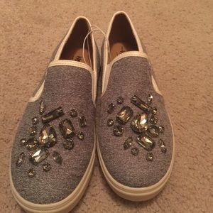 NWT size 8 jewel shoes. Mossisimo brand.