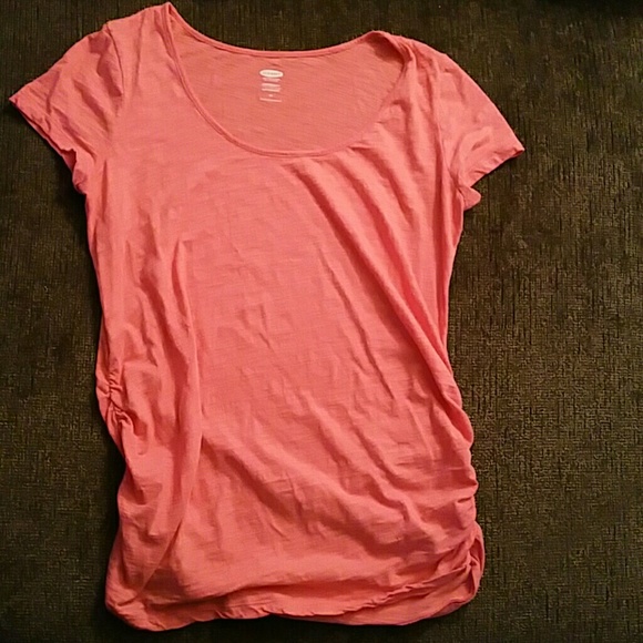 Old Navy Maternity Tee