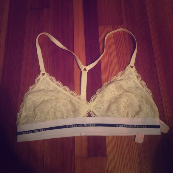 Victoria's Secret Other - NWT lace bra