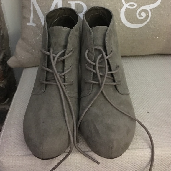 X Appeal Flynn Bootie - Picture 3 of 4